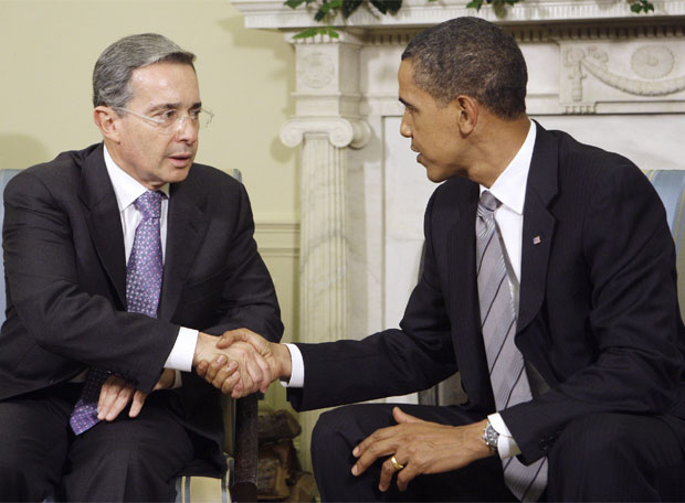 Presidente Alvaro Uribe, Colombia y el Presidente Barack Obama, EEUU.
