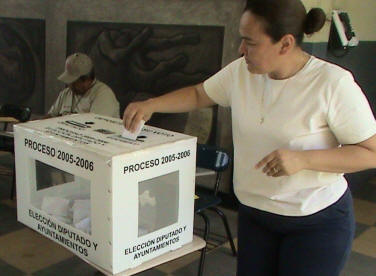 Urnas para votar en Mexico
